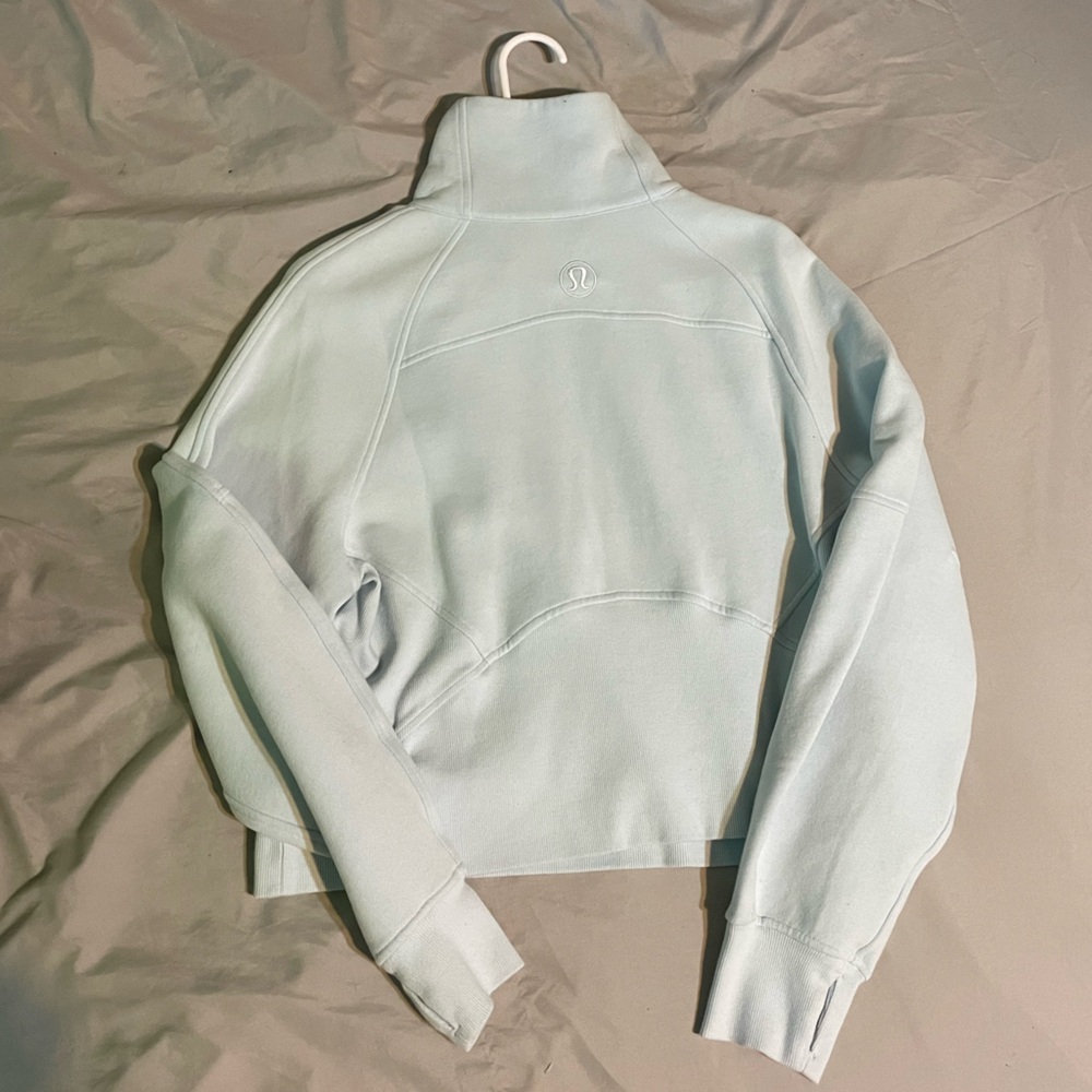 lululemon light blue cropped scuba size xs/s - Picture 2 of 3